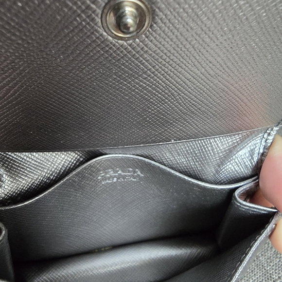 Authentuc Prada Saffiano Triang Card Case - Picture 5 of 15